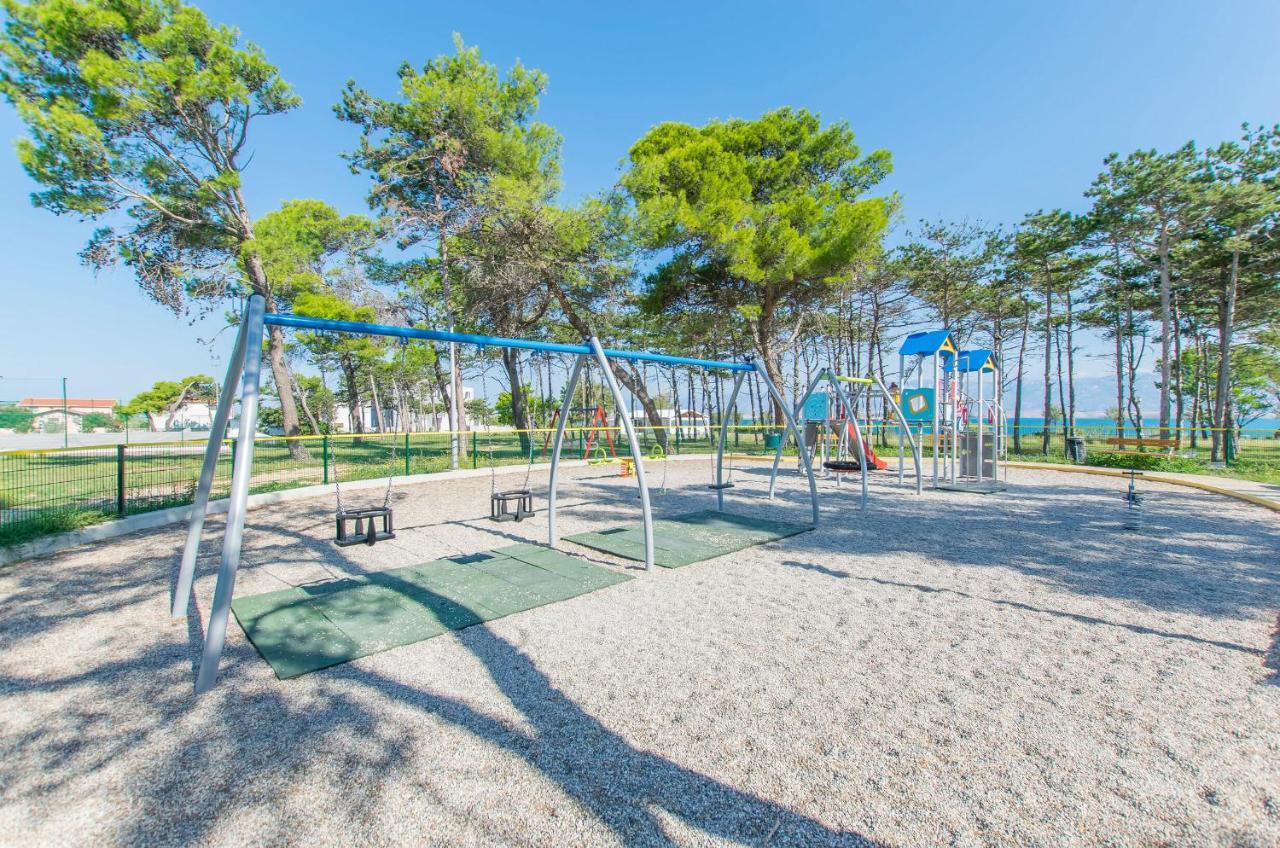 Apartments Keti Нін Екстер'єр фото