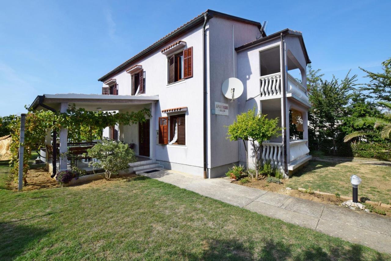 Apartments Keti Нін Екстер'єр фото
