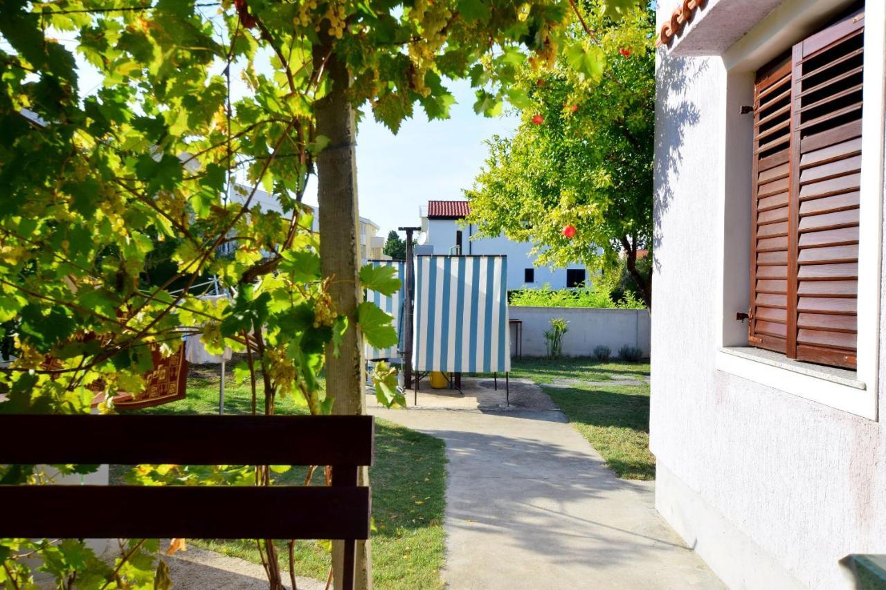 Apartments Keti Нін Екстер'єр фото